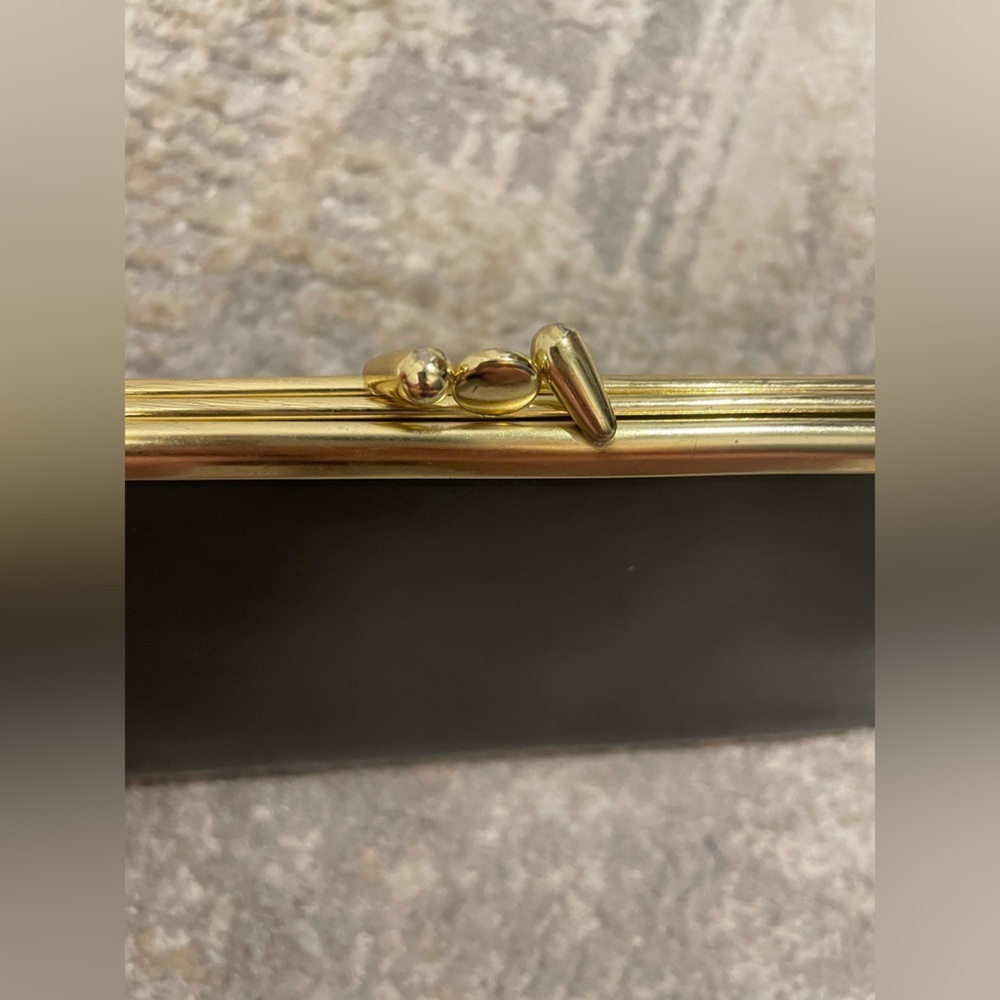 VTG Princess Gardner Cowhide Black Leather Trifold Kiss Lock Wallet Gold Metal - Picture 5 of 11